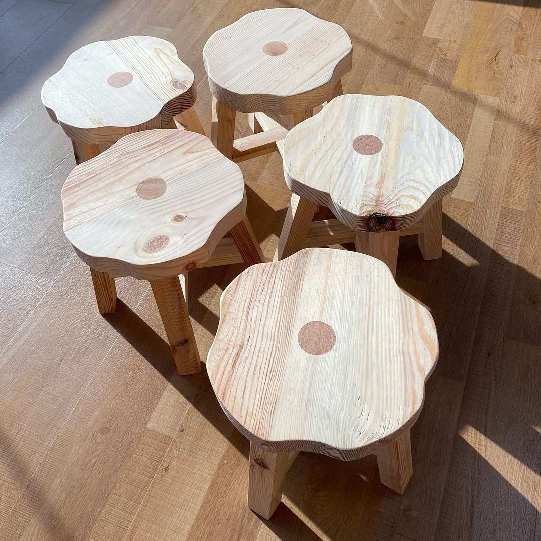 Hana stool